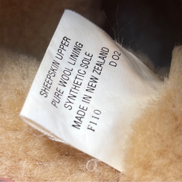 Uggg Boots - Picture 6 of 9